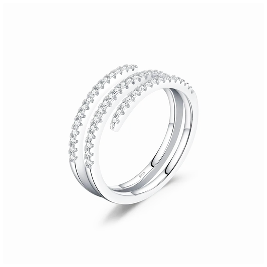 Intertwined Round-Cut Ring