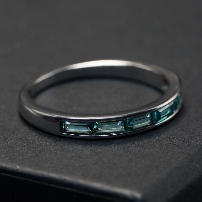 Emerald-Cut Band Ring