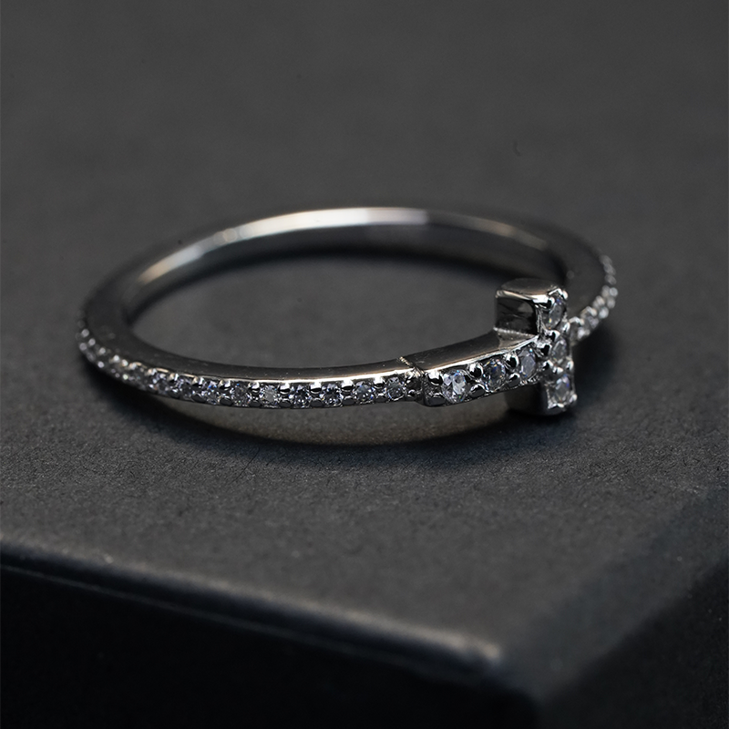 Moissanite Band Ring