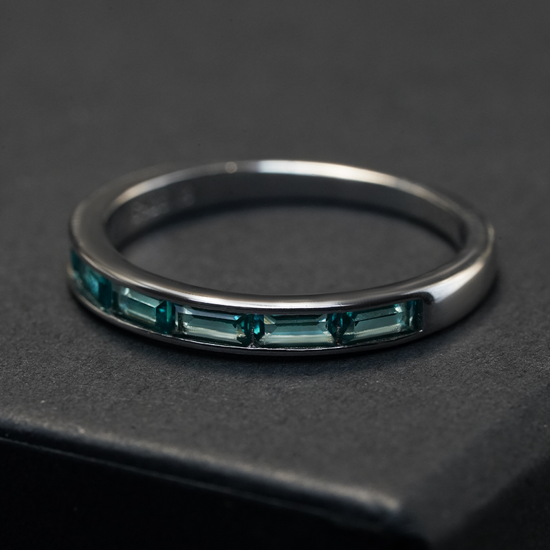 Emerald-Cut Band Ring