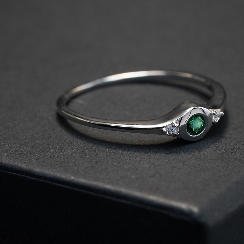 Emerald Round-Cut Ring