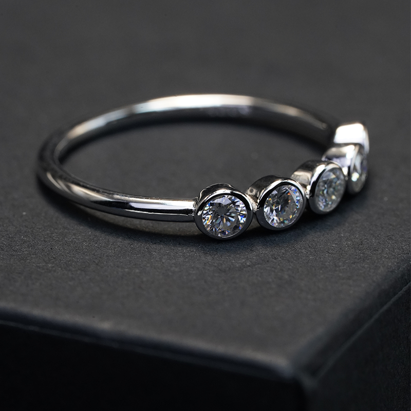 0.3 CT Moissanite Band Ring