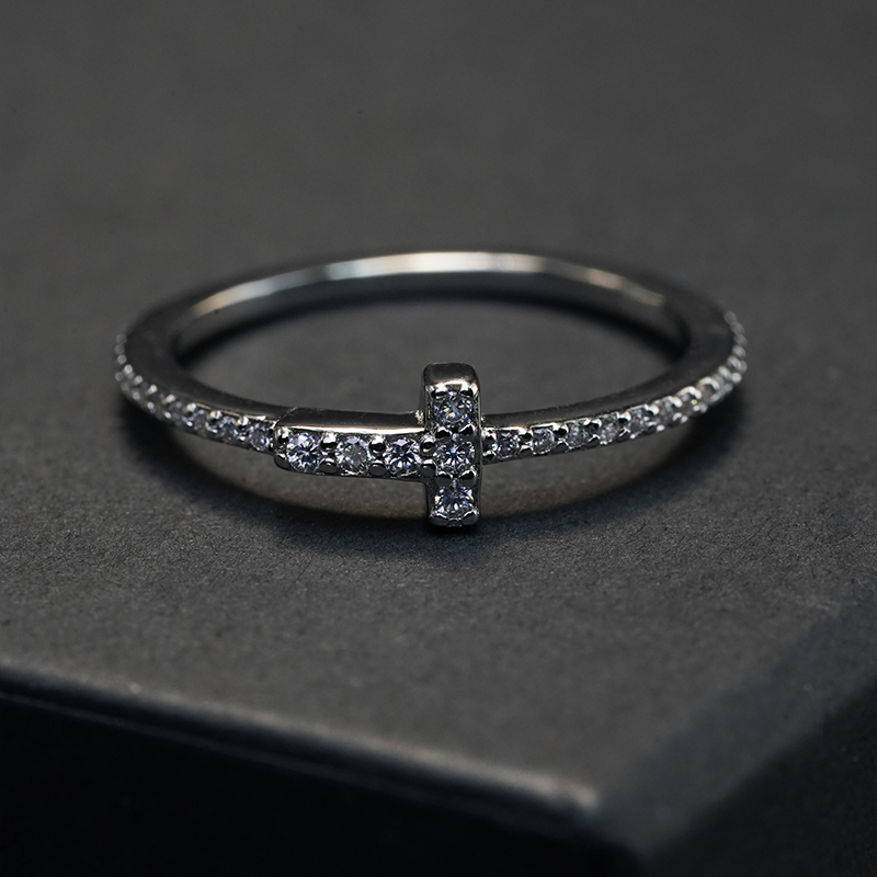 Moissanite Band Ring