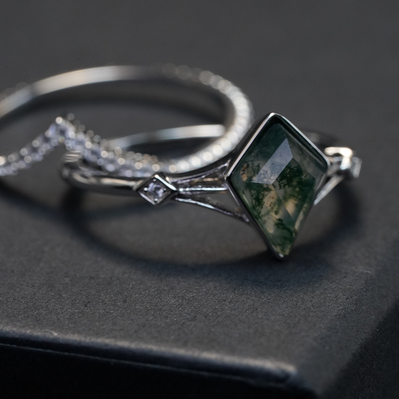 Green Moss Agate Engagement Ring